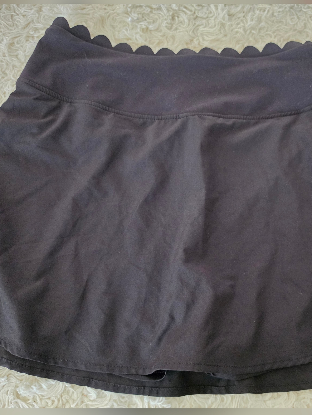Kensie Black Scalloped Waistband Skirt